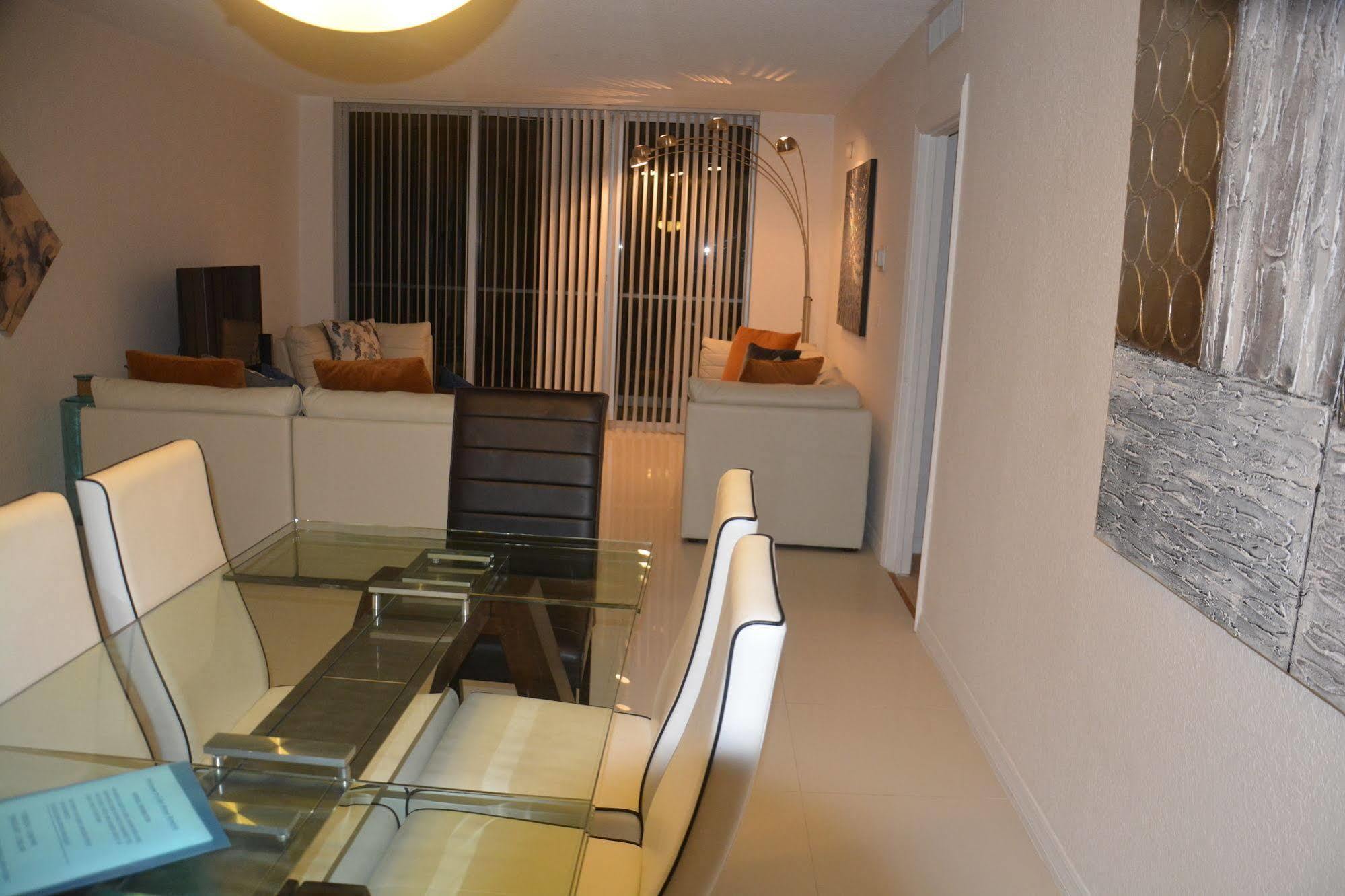 Apartments At Sian Residences Hallandale Beach Eksteriør billede
