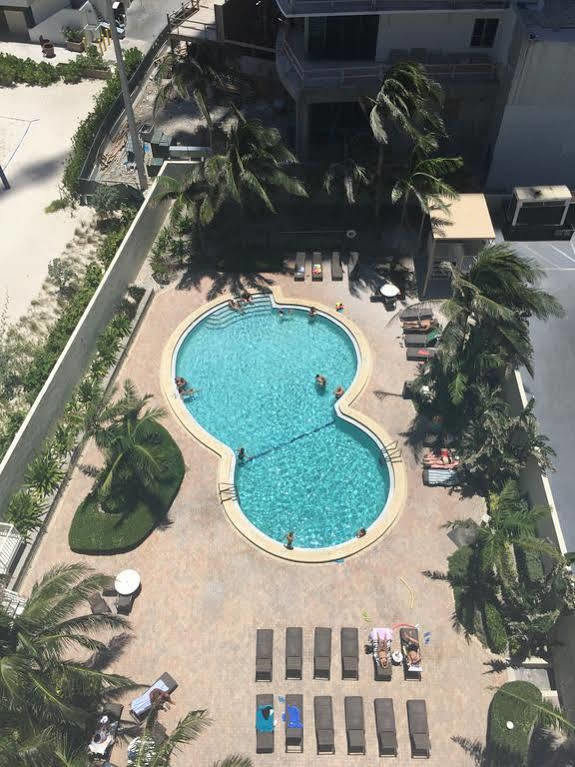 Apartments At Sian Residences Hallandale Beach Eksteriør billede
